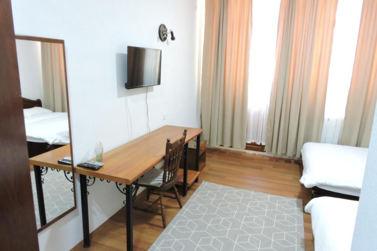 Lakeview Hotel And Resort Otesevo Экстерьер фото